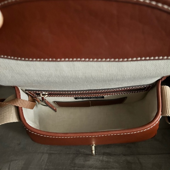 Dooney & Bourke Tan Leather Crossbody Bag with Adjustable Strapl - Picture 6 of 12